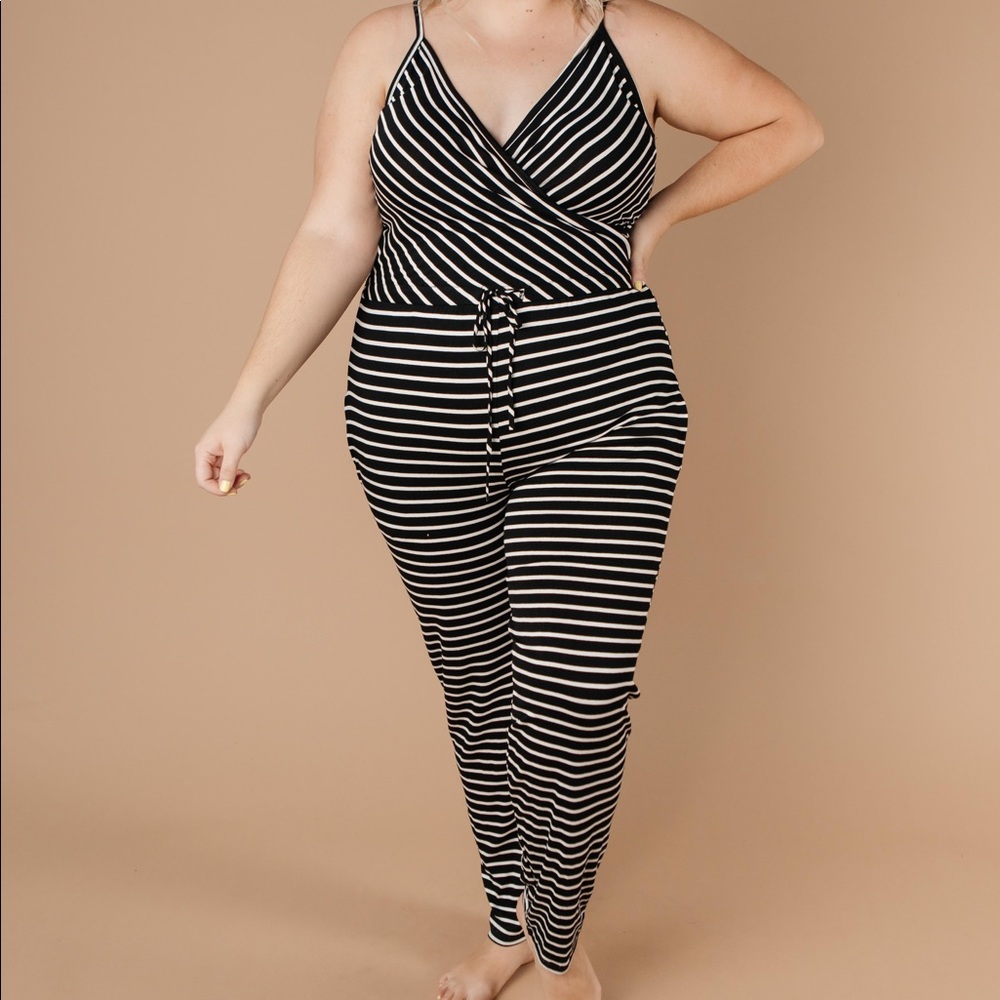 Black & White Striped Surplice Jumpsuit - Picture 4 of 9